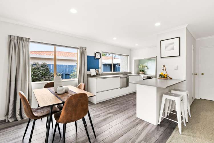 2/8 Lucknow Road Havelock North_1