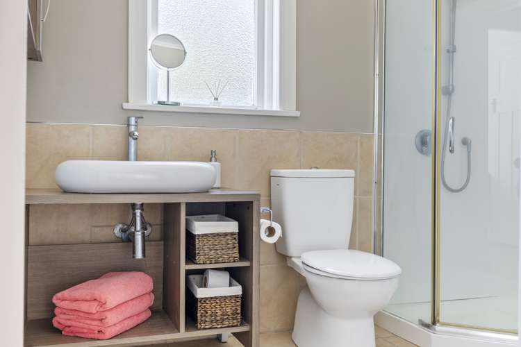 10 Rosewood Place Redwoodtown_11