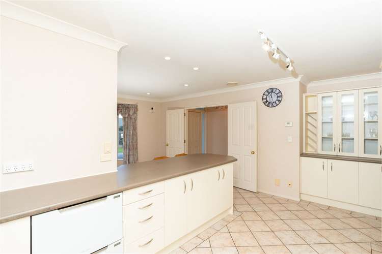 11 Toi Toi Place Flagstaff_14