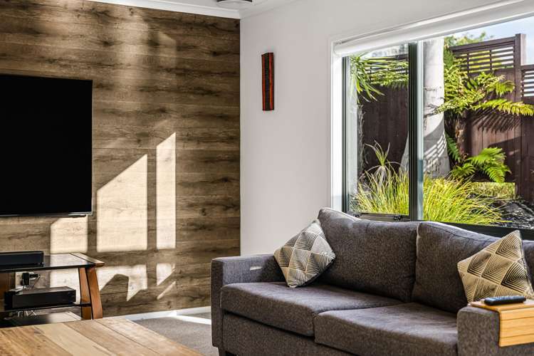 44 Pitoitoi Avenue Greenhithe_15