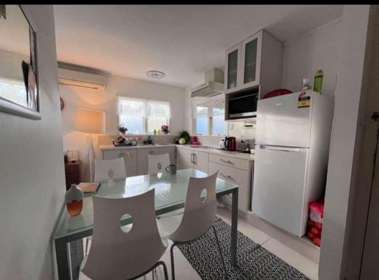 2/302 Pakuranga Road Pakuranga Heights_8