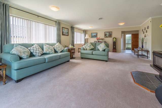 48 Solan Drive Waimauku_1