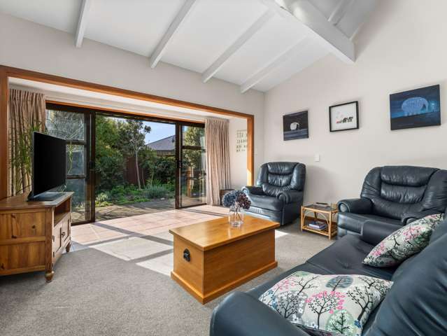 2/43A Main Road Redcliffs_1