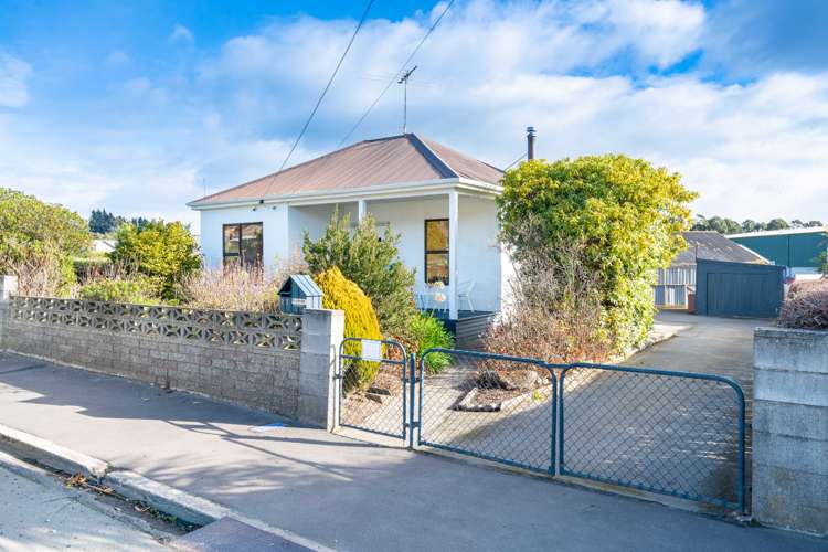 27 Brighton Road Green Island_19