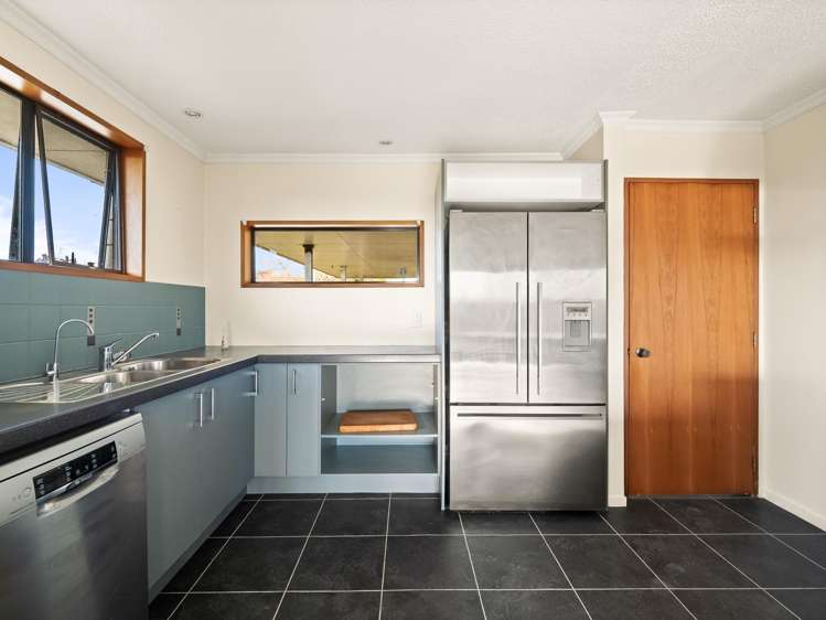 22 Halkirk Street Karitane_14