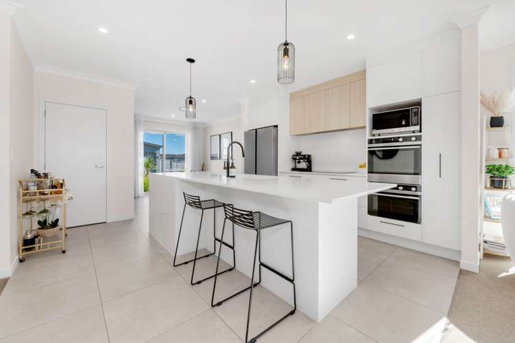 22b Cadwil Drive_5