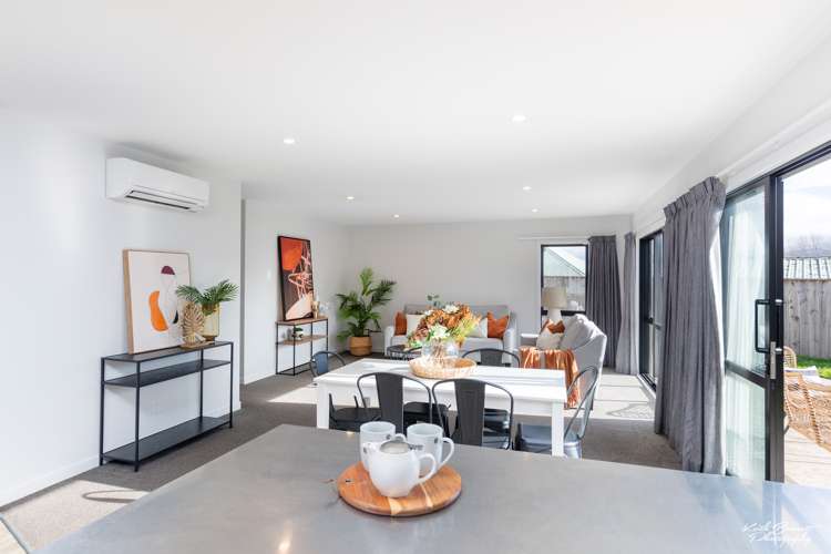 25 Helvetia Grove Naenae_7