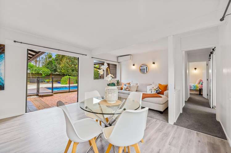 279 Royal Road Massey_5