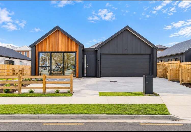 352 Linwood Road_1
