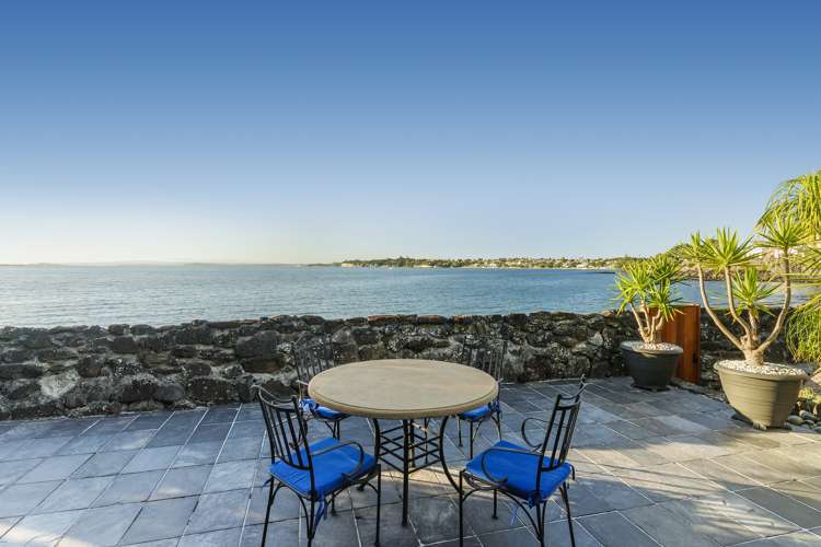 22 Oneills Avenue Takapuna_16