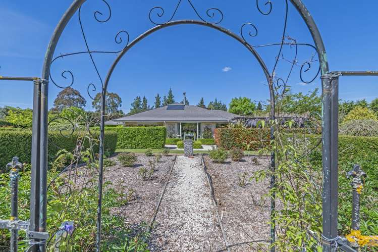 1103 Downs Road West Eyreton_36