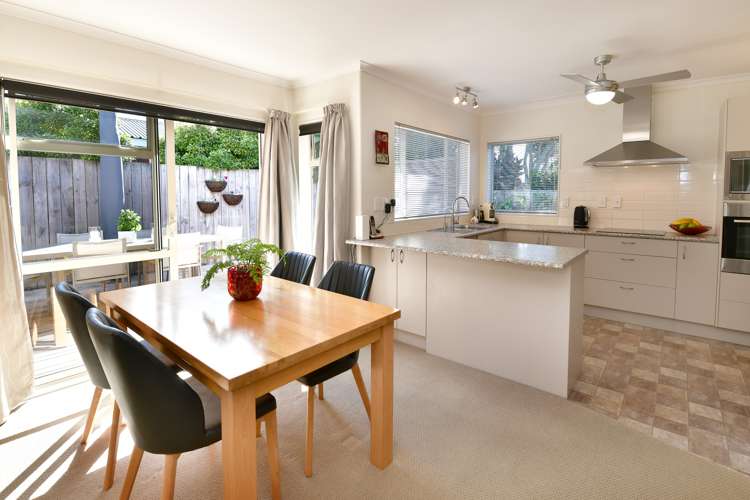 25a Pine Road Orewa_12