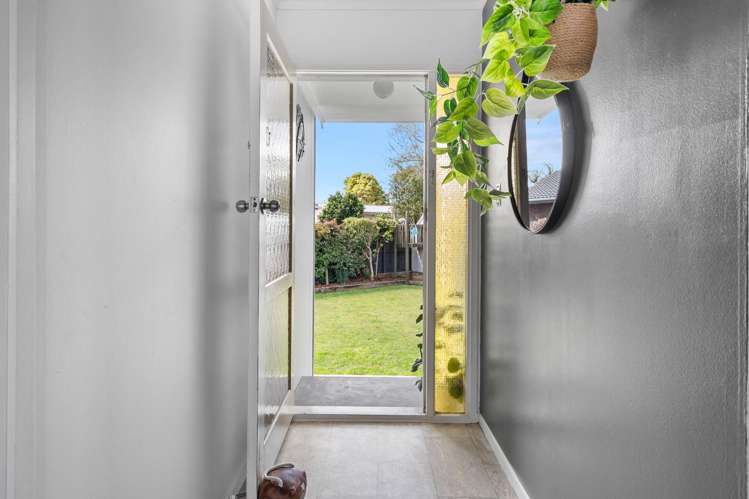 4 Cypress Gardens Place Onerahi_15