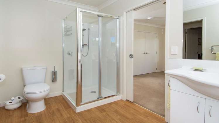 9c Emmett Street Greerton_14