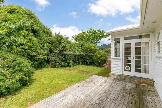 18 Sunshine Avenue Karori_2