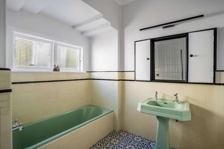 32 Weston Avenue Mount Albert_31