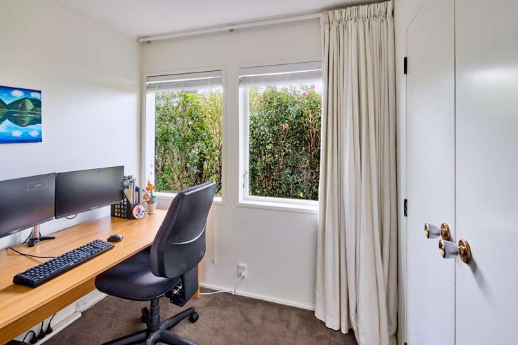 2 Hawick Street Karori_14