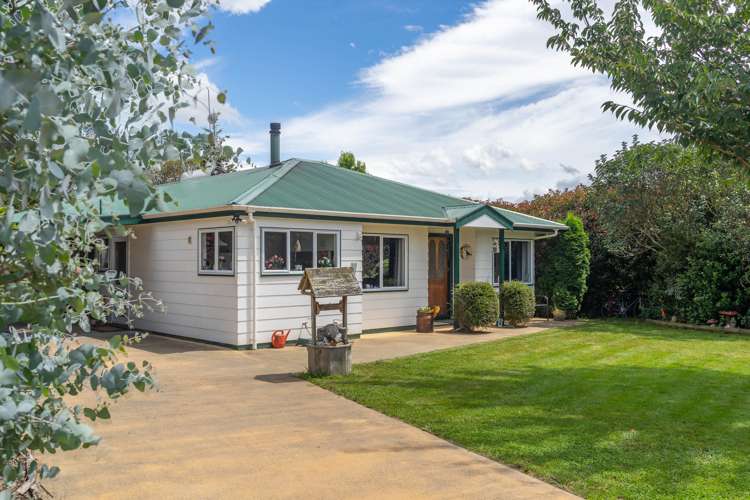 55 Charles Street Carterton_2