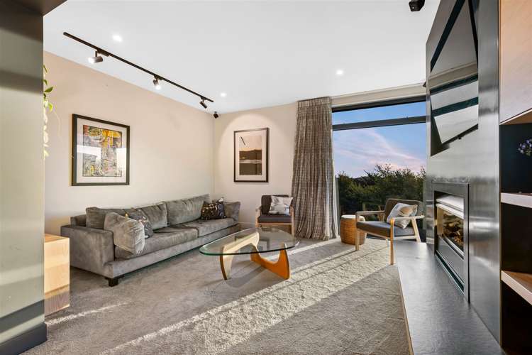 3 Hewers Lane Kennedys Bush_11