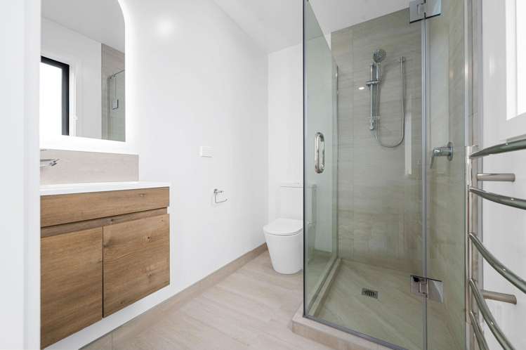 4/239 Tramway Road_5