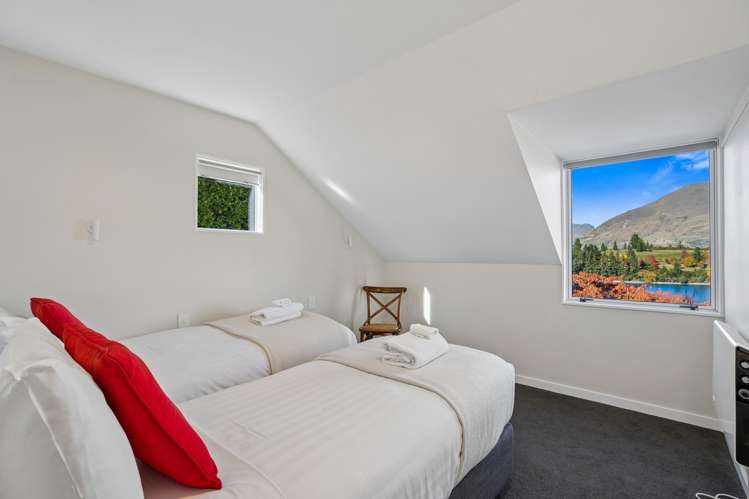 15 The Terrace Queenstown_13