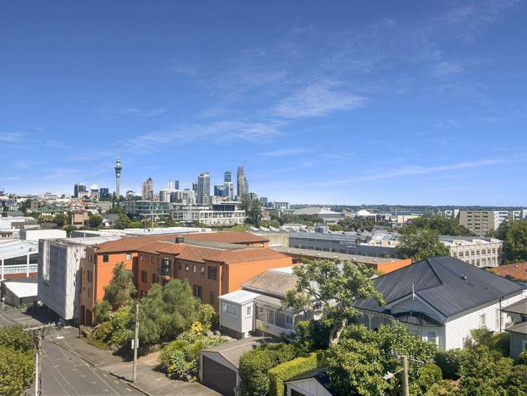 2D/28 Stanwell Parnell_16