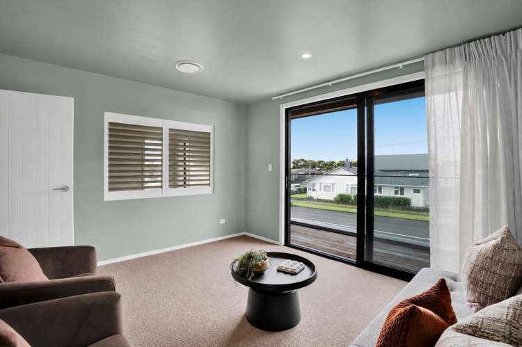 10 and 10A Eliot Street New Plymouth_15