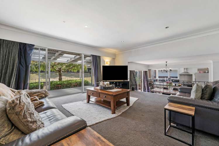 11 Blue Gum Rise Sunnyhills_11