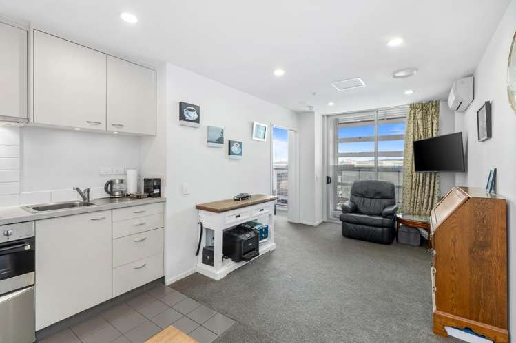 606/17 Amersham Way Manukau_17