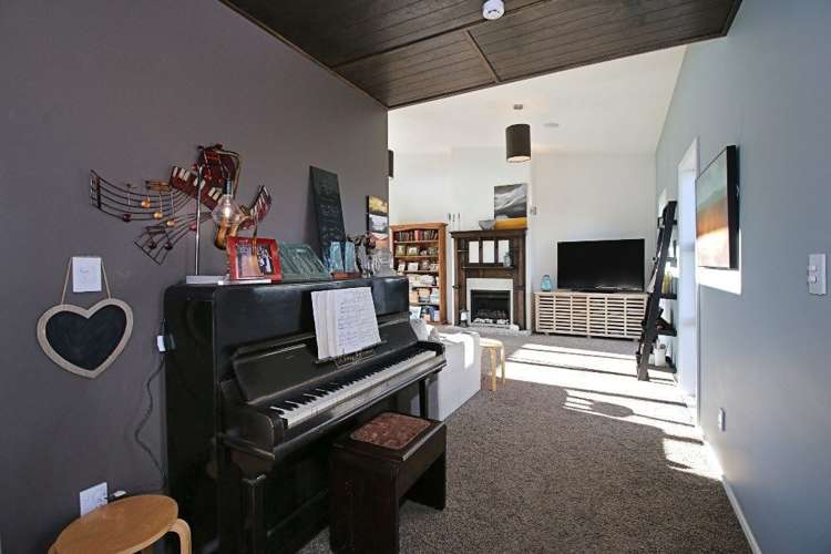 19 Niven Road Otatara_10