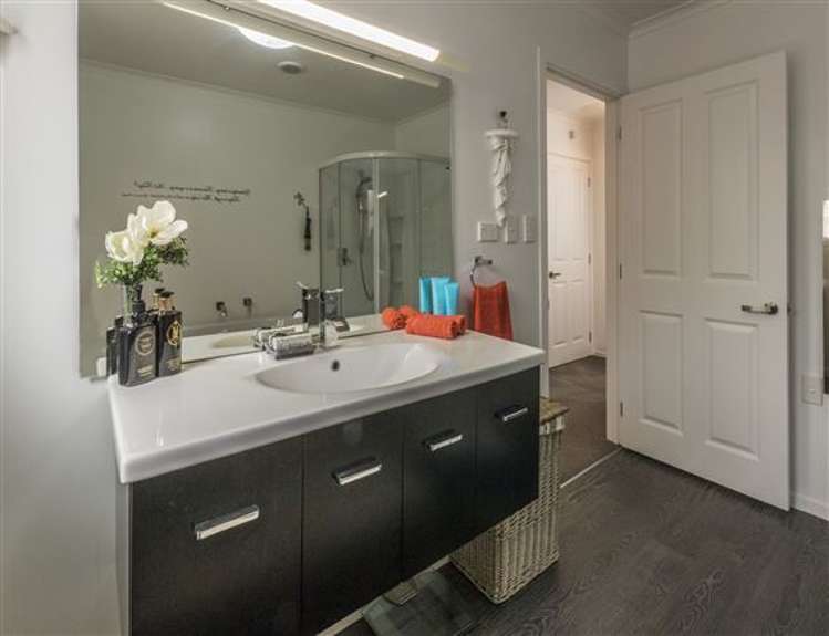 9 Adair Road Haast_23