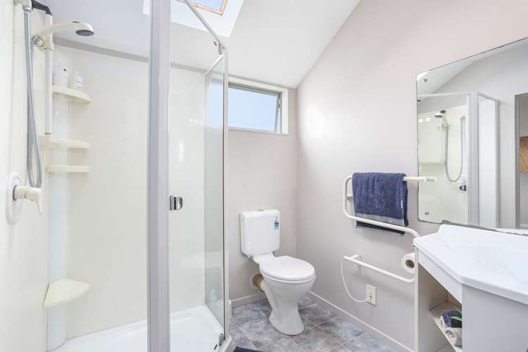 29a Forest Hill Road Henderson_11