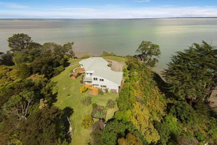 23 Sandys Parade Laingholm_0