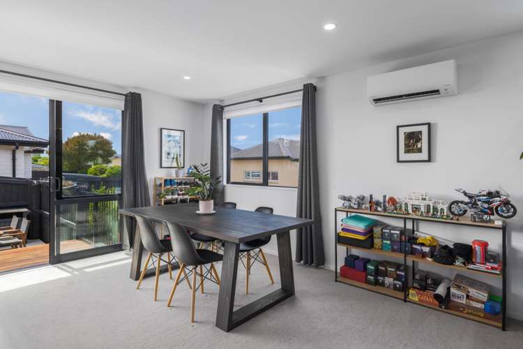 6 Youngston Lane Woolston_7