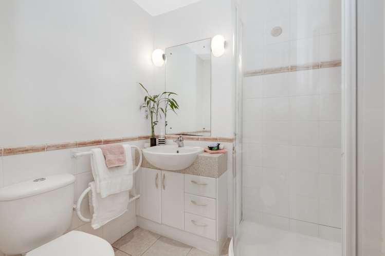 3 Waterside Crescent Gulf Harbour_26