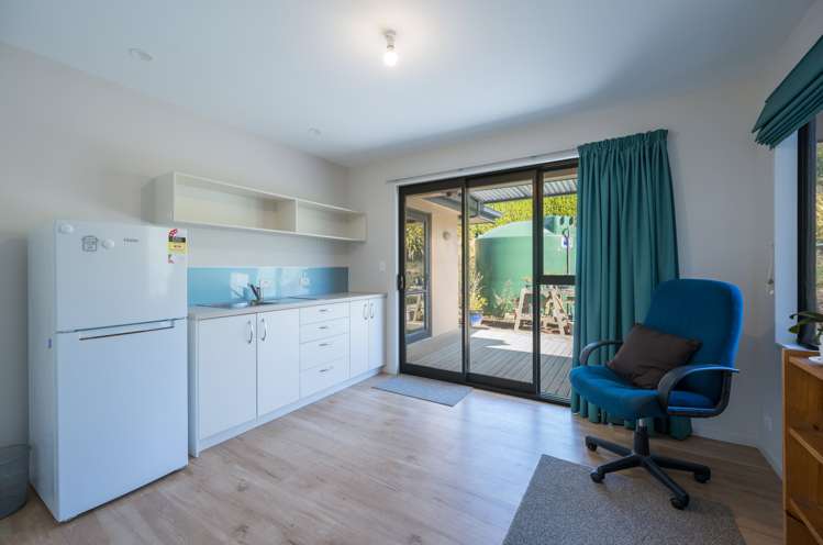 16 Research Orchard Road Redwood Valley_18