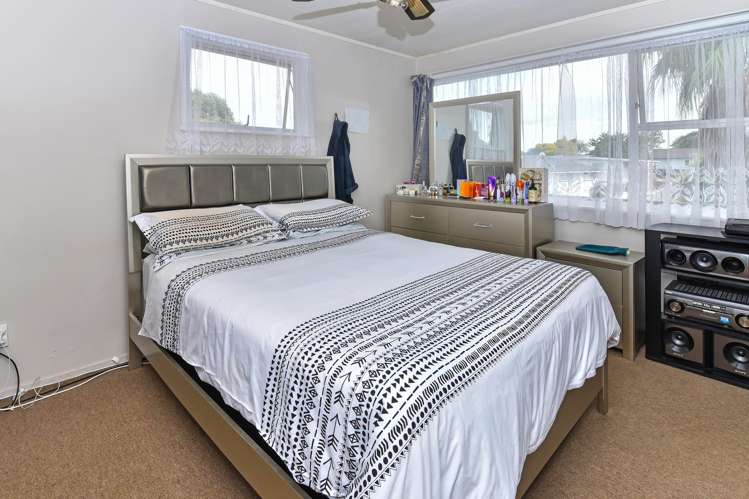 17 Crampton Place Manurewa_4