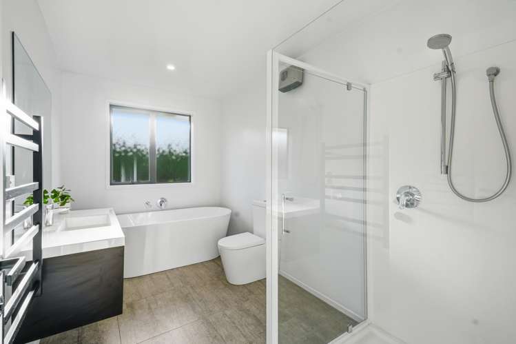 71 Sunline Avenue Lincoln_19