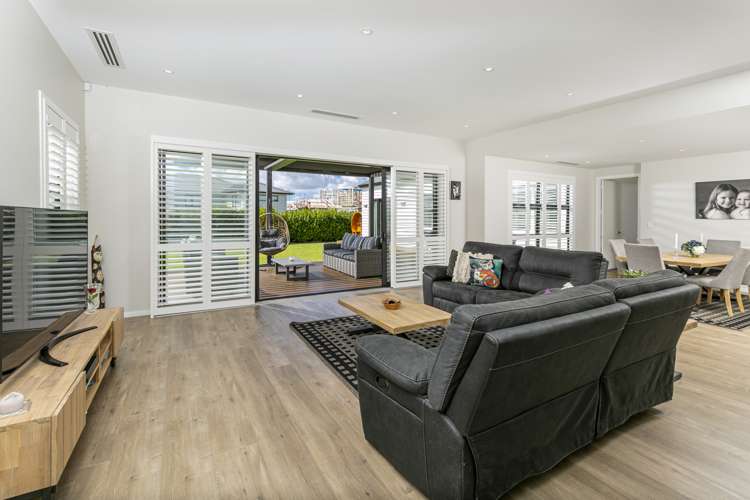 80 Riverhead Point Drive Riverhead_12