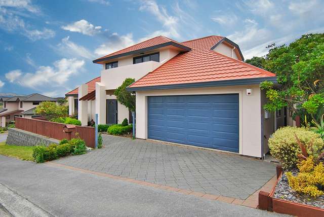 4 White Pine Avenue Woodridge_3