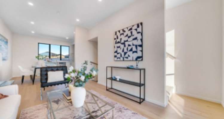 1/32 Tiraumea Drive_0