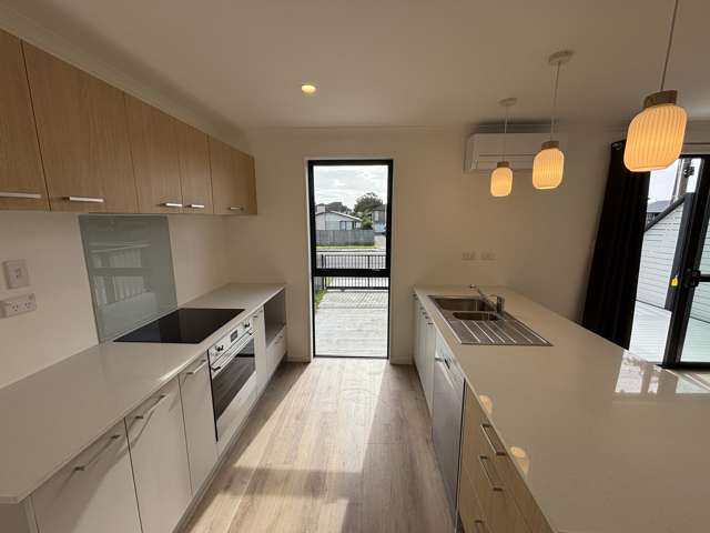 19 Rewarewa Road Te Atatu Peninsula_3