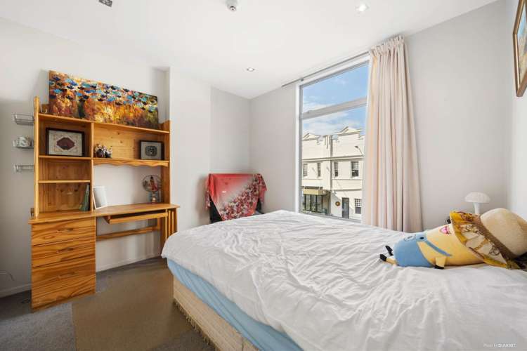 1G/1C Queen Mary Avenue Epsom_15