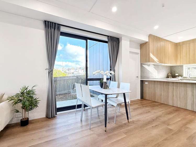 44E Westgate Drive_3