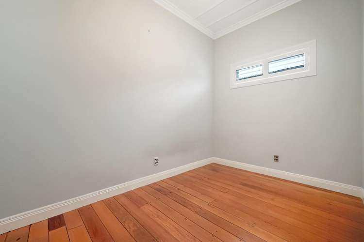 13 Essex Road 1728_7