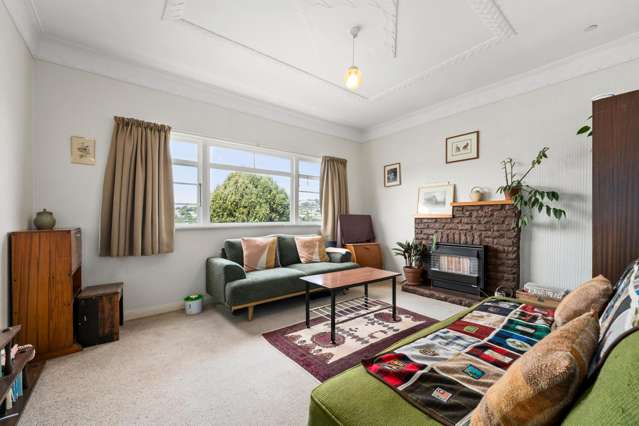 76 Maupuia Road Maupuia_1