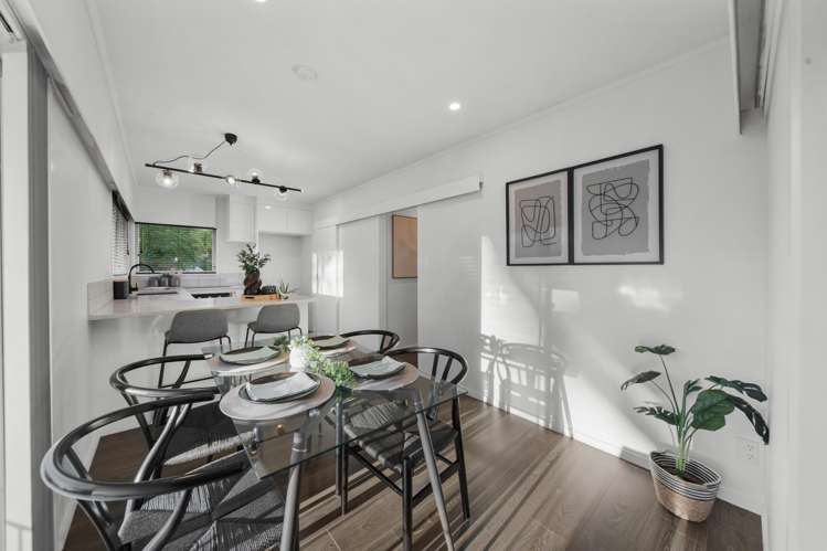 53 Cyclarama Crescent Massey_1