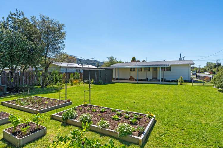 76 Brandon Street Featherston_18