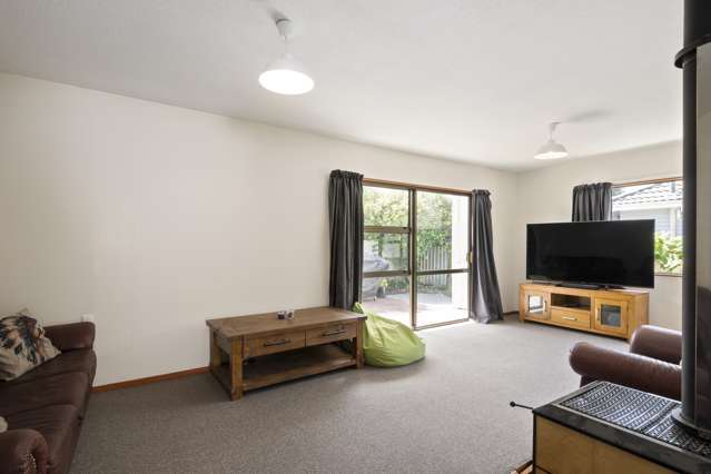 2/12 Arapiki Road Stoke_4