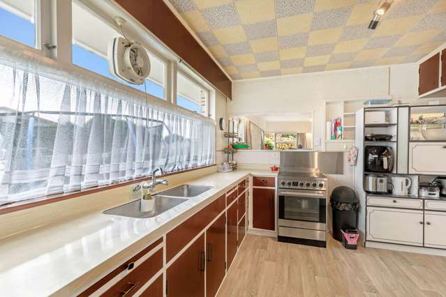 16 Kennedy Drive Levin_3